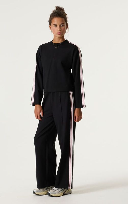 GARCIA - Sweater - Zwart - Punta di Roma - Ronde Hals - Lange Mouwen - Relaxed Fit