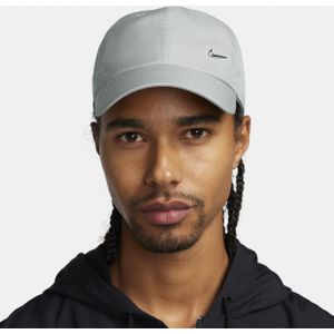 Nike Dri-FIT Club unstrukturierte Metall-Swoosh-Cap - Grau