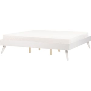 Houten bed wit 180 x 200 cm met lattenbodem tweepersoonsbed minimalistisch Scandinavisch ontwerp