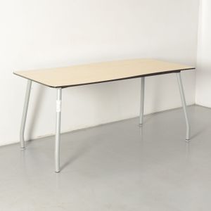 Solidesk bureau, ahorn blad, 160 x 85 cm, vaste hoogte onderstel | Ahorn blad | Duurzame keuze | Vaste hoogte onderstel