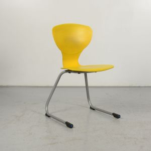 Design kantinestoel Ilpospa IKS Geel Buisframe onderstel | Buisframe | Designstoel | Kunststof bekleding