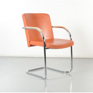 Lande vergaderstoel, oranje leder, sledeframe | Lederen bekleding