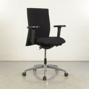 Bureaustoel Interstuhl 3464 Zwart Opnieuw gestoffeerd | Gestapt synchroonmechanisme | NEN 1335 gecertificeerd | 3D armsteunen