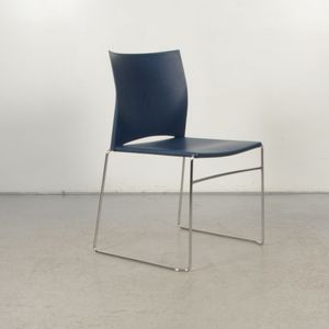 Kantinestoel Frontseat Blauw Buisframe | Stapelbaar | Kunststof bekleding | Buisframe