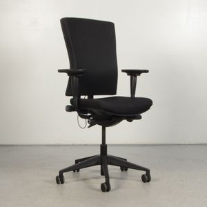 Bureaustoel CS Zwart 3D armleggers | Gestoffeerd | NEN1335 | Verstelbare rug