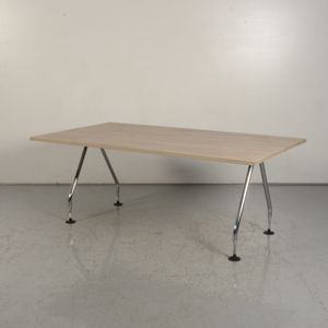 Design vergadertafel Vitra Ad-Hoc Bladkleur naar keuze 180 x 100 cm | Design | Refurbished | Chroom