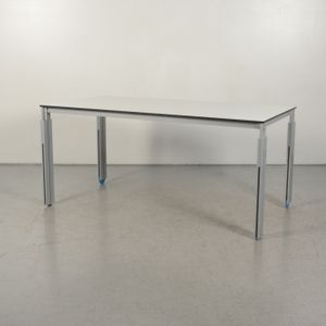 Verrijdbaar kantinetafel Solidesk Wit 160 x 80 cm Trespa blad | Blad van trespa | 4-poot onderstel | Geschikt voor 4-6