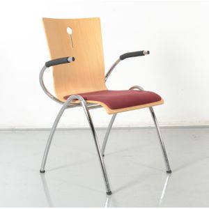 Frontseat zaalstoel, bordeauxrood / beuken, 4-poot onderstel | Stapelbaar | 4-poot onderstel