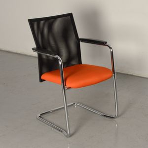 Haworth D5568 vergaderstoel, oranje, zwart mesh, sledeframe | Mesh rugleuning