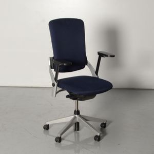Comforto D7677 bureaustoel, blauw, 3D armleggers | Duurzame keuze | Instelbare zithoogte | Gestoffeerd
