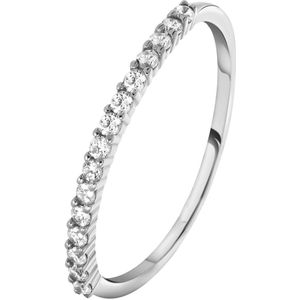 Zilveren ring met rij zirkonia