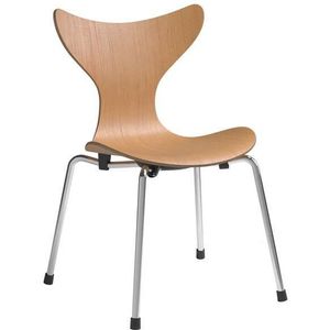 Fritz Hansen - Lily™ Children's Chair Oregon Pine