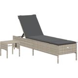 vidaXL Ligbed met tafel en kussen poly rattan lichtgrijs