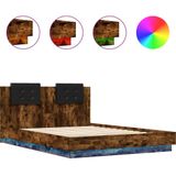 vidaXL Bedframe met hoofdbord en LED gerookt eikenkleur 120x200 cm