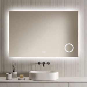 LoXa - Badkamerspiegel Lorina met LED 120x80cm – Klok – Randverlichting – Vergrootglas – Anti-condens – Dimbaar – Geheugenfunctie – Touchbediening