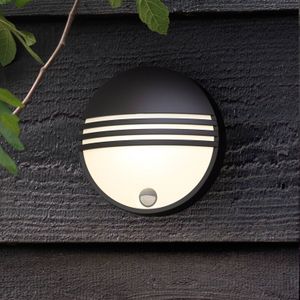 Philips Yarrow muurlamp - met sensor - zwart