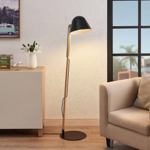 Lindby Tetja vloerlamp met houten paal, zwart