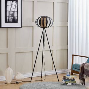 Lindby vloerlamp Tamira, zwart, rotan, 143 cm hoog, E27