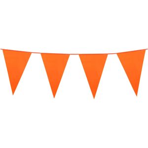 Oranje vlaggenslinger
