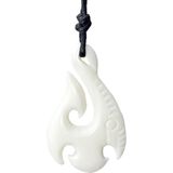 Tribal Bone kettinghanger Maori Fishhook White