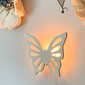Houten wandlamp kinderkamer | Vlinder - blank