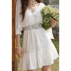 Witte kanten mini-jurk met gesmokte taille