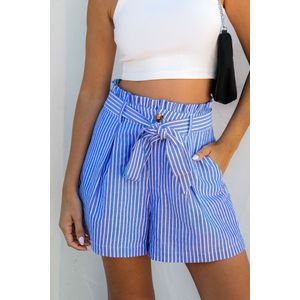 Blauw-wit gestreepte short met wijde pijpen en paperbacktaille