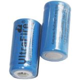 Batterij . Deze batterijen zijn voorzien van een intern beschermingcircuit. (123A, 16340, 17335, 17345, 5018LC, CR123, CR123A, CR16340, CR17335)
