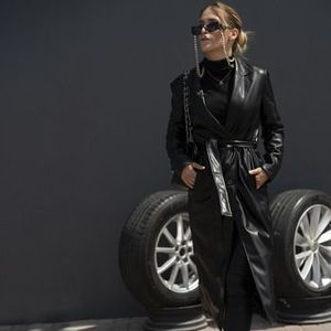 THEAD.  LINDSEY TRENCH  jassen  dames Zwart