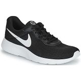 Nike  NIKE TANJUN  Lage Sneakers heren