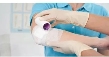 Peha-haft - Fixatiezwachtel - 4m x 4cm - Latexvrij - Luchtdoorlatend