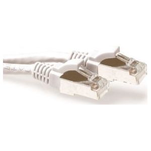 ACT Witte 5 meter LSZH SFTP CAT6A patchkabel snagless met RJ45 connectoren