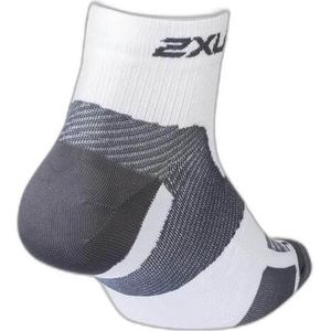 2XU - Vectr Ultralight - Sokken - 1/4 Crew - Anatomisch Ontwerp