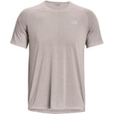T-shirt Under Armour Streaker run