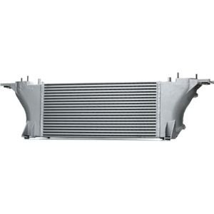 NRF Intercooler NISSAN 30928 144615X20B,A44615X20B,144615X20A Interkoeler, tussenkoeler