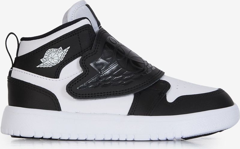 Jordan - Sky - Schoenen - Zwart