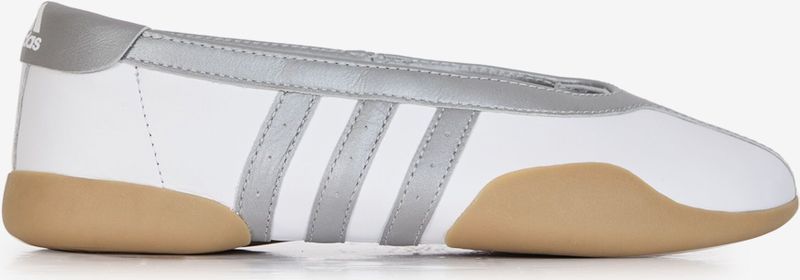 ADIDAS ORIGINALS Ballerina met riempjes 'Taekwondo Mei'  zilver / wit
