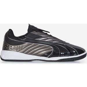 PUMA - V-S2 Goalgetter - Sneakers - Zwart/Zilver - Veganistisch - Gerecycled Materiaal
