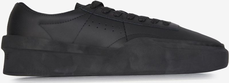 Lacoste - Aura - Sportschoenen - Zwart - Leer