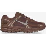 Nike - Zoom Vomero 5 - Damesschoenen - Bruin - Reflecterend Design