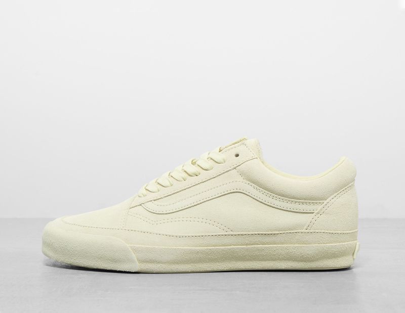 Vans - Old Skool - Skateschoenen - Zwart - Suède - Sola Foam All-Day Comfort