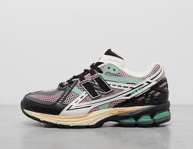 New Balance - 1906U - Hardloopschoenen - Roze