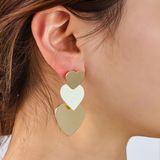 Day&Eve Oorbellen 3 Hearts Creme | Goud