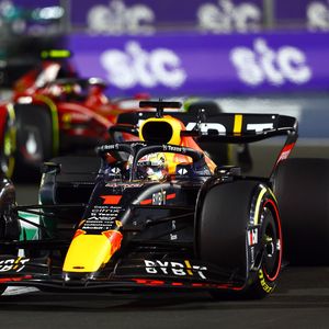 1:43 RB18 - GP Saudi Arabia 2022 - Winnaar Max Verstappen - Schaalmodel - Red Bull Racing