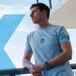 Unleash The Lion T-shirt - Sky - L - Max Verstappen
