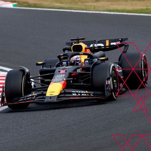 1:43 RB20 GP Japan 2024 - Winnaar Max Verstappen - Schaalmodel - Red Bull Racing