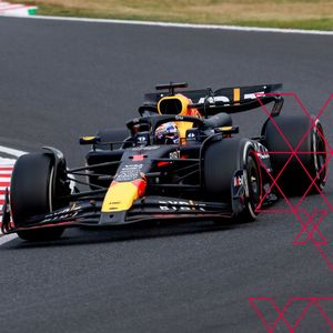 1:18 RB20 GP Japan 2024 - Winnaar Max Verstappen - Schaalmodel - Red Bull Racing