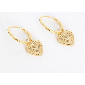 Gold plated oorbellen met hartje