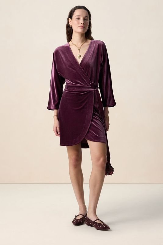 Donkerrode velvet overslag jurk