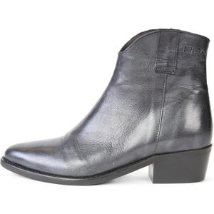 Roberto d'Angelo Rino Enkellaarzen